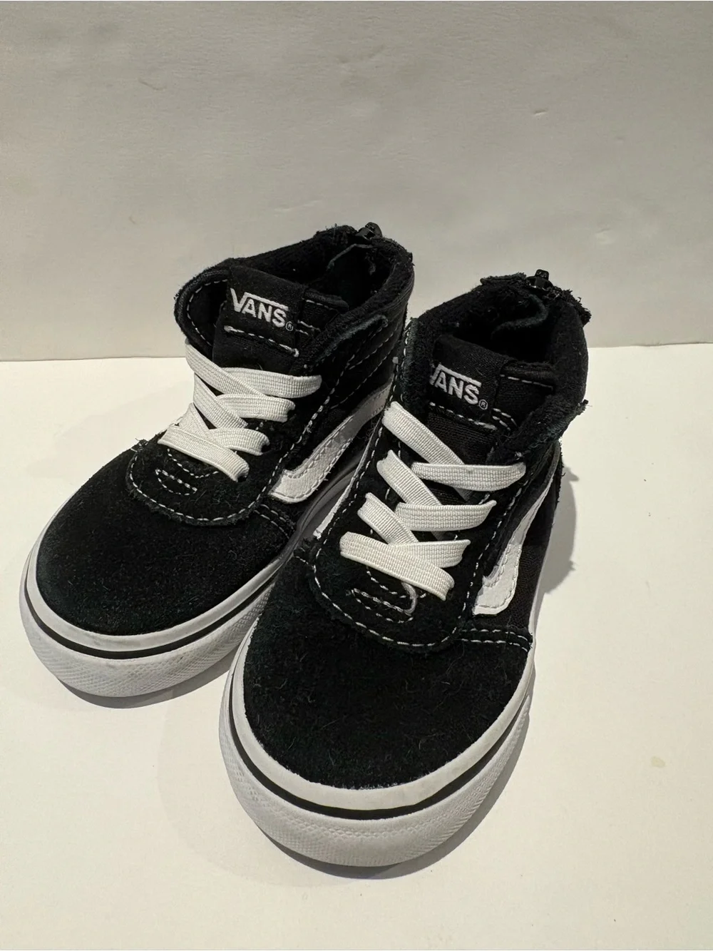 Vans Toddler Size 5.0 Black and White High-Top Sneakers